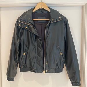 [BLANKNYC] Soft faux Leather Black Puffer Coat, SIZE XS (Oversized)